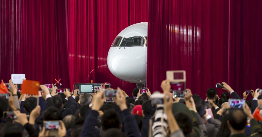 Decolla da Russia e Cina la nuova sfida ad Airbus e Boeing