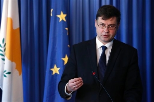 Banche-Dombrovskis-Ue-Pronta-a-intervento-se-necessario-Ma-dipende-dalle-richieste-italiane-possibile-ricapit