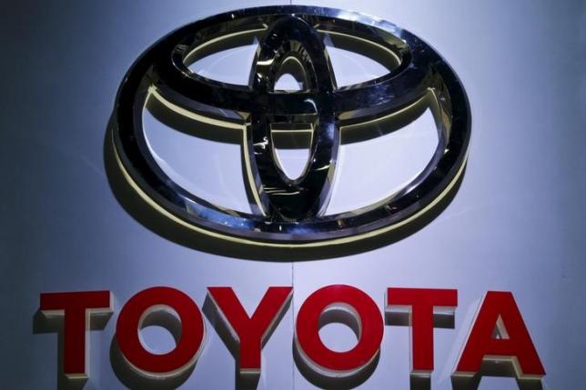Toyota developing new taxi for Japan, ties up with hire-taxi body