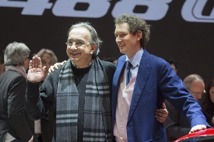 Marchionne lascerà Fiat Chrysler nel 2019. L’annuncio di Elkann: “Il successore sarà un interno” Marchionne lascerà Fiat Chrysler nel 2019. L’annuncio di Elkann: “Il successore sarà un interno”