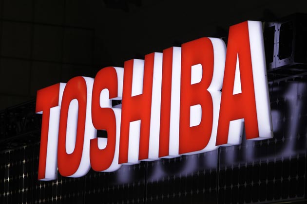 Toshiba Said to Narrow Group of Bidders for Chips Business