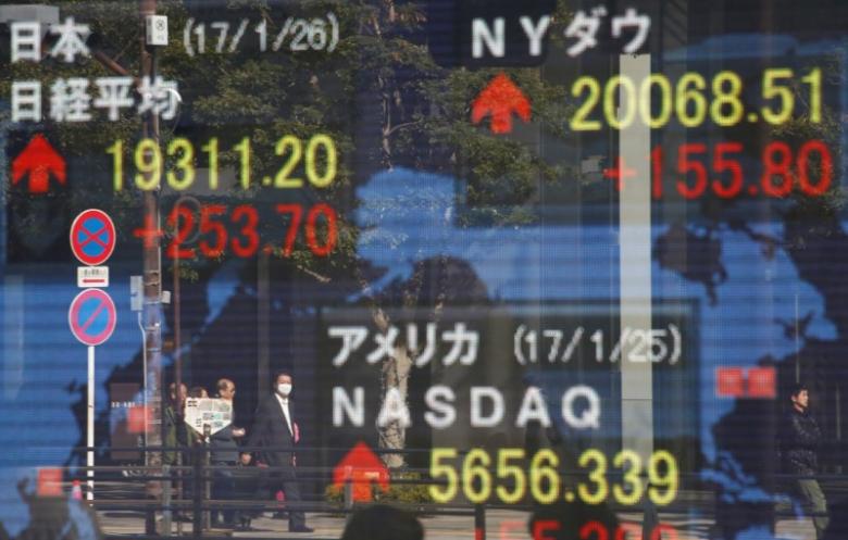 China holds up Asia stocks; oil gains on North Sea outage
