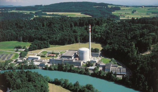 Addio nucleare: la Svizzera sceglie un futuro di rinnovabili