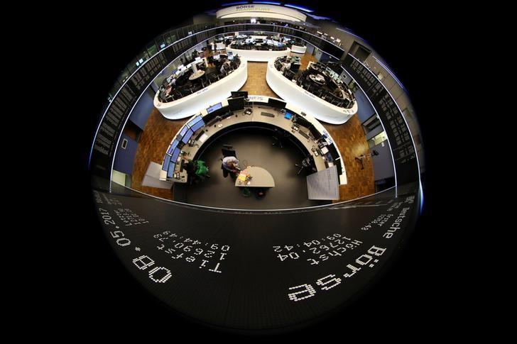 European fund managers snap up European stocks, ditch U.S. European fund managers snap up European stocks, ditch U.S.
