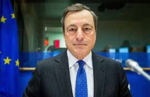 Draghi: “Forte slancio economia Eurozona” Draghi: “Forte slancio economia Eurozona”