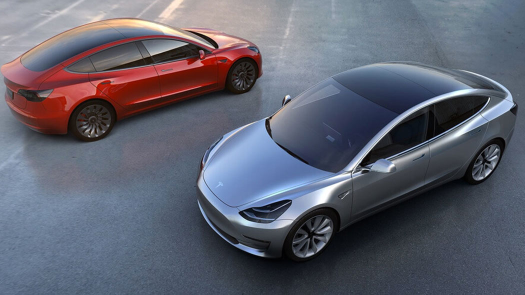 Il 7 luglio arriva la prima Tesla Model 3