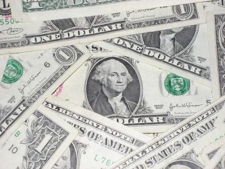 DOLLARO PIÙ FORTE IN VISTA DELLA RIPRESA ECONOMICA STATUNITENSE DOLLARO PIÙ FORTE IN VISTA DELLA RIPRESA ECONOMICA STATUNITENSE