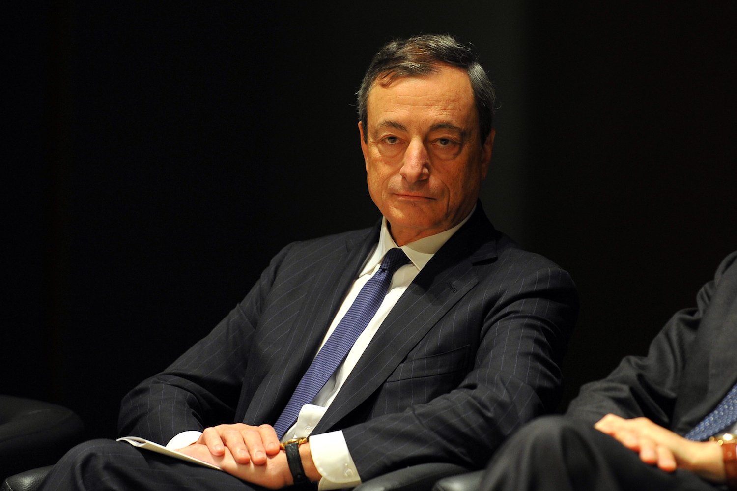 Draghi: “Sforzo congiunto sul problema Npl”