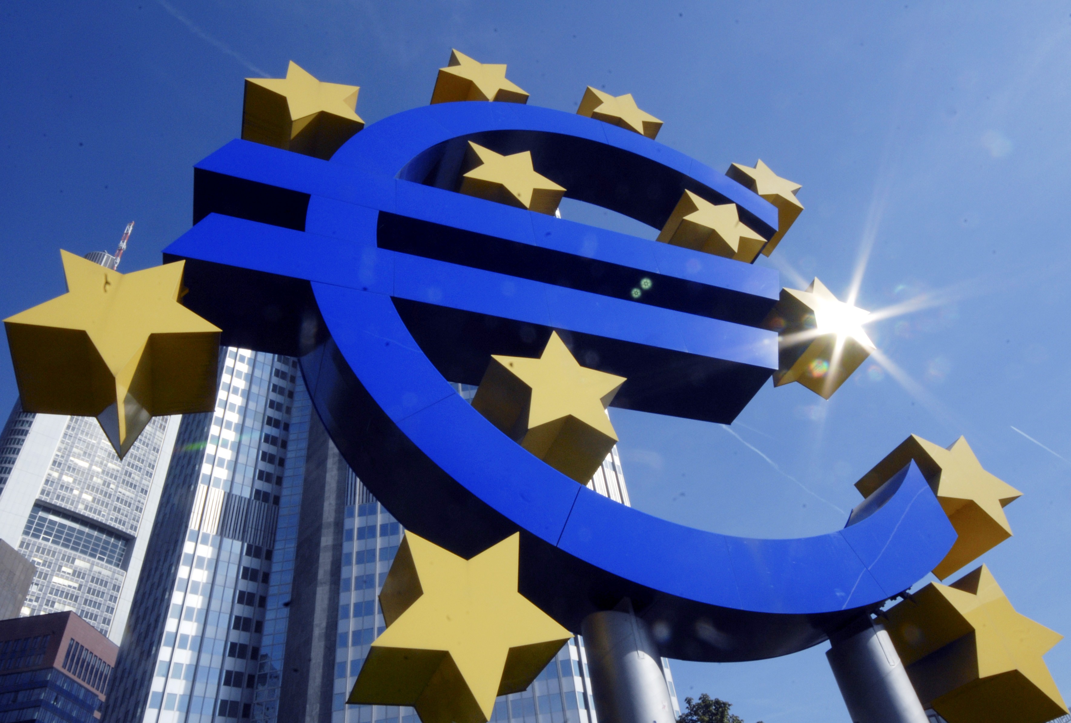 Eurozona. Nel 2017 Pil +2,4%, record da 10 anni Eurozona. Nel 2017 Pil +2,4%, record da 10 anni