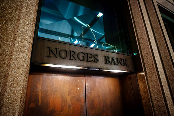 Norges Bank Has Inflation Target Cut After Struggling to Meet It