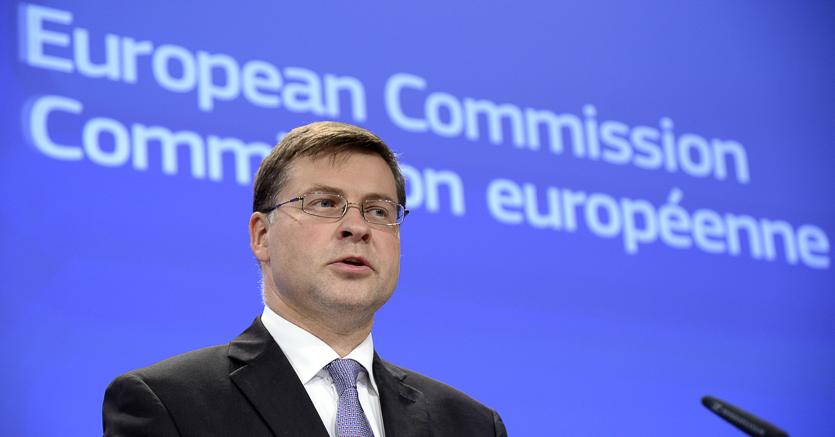 Dombrovskis: “C’è l’aspettativa che l’Italia mantenga la rotta”