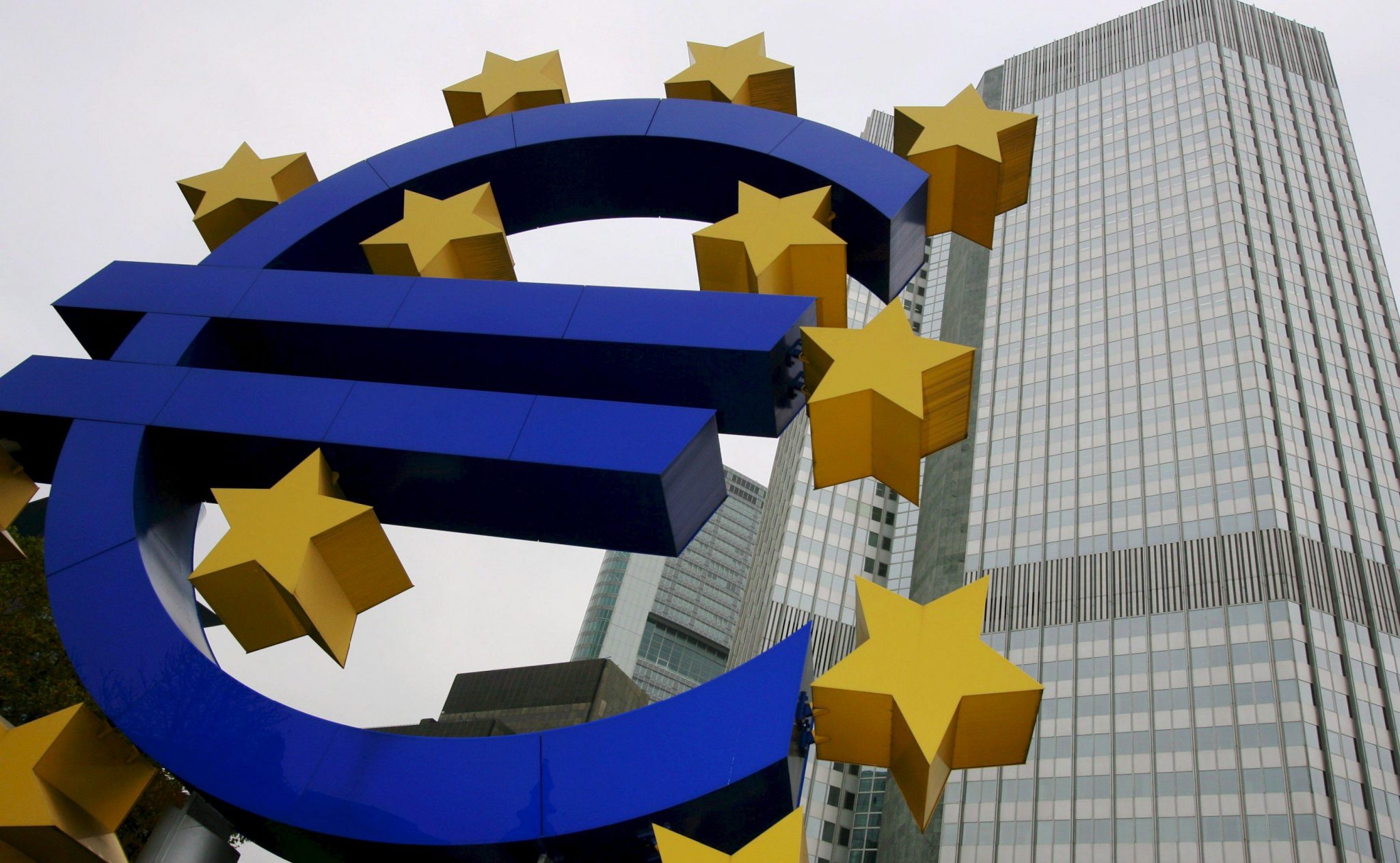 Eurozona. Picco storico del debito italiano: a febbraio 444 mld Eurozona. Picco storico del debito italiano: a febbraio 444 mld