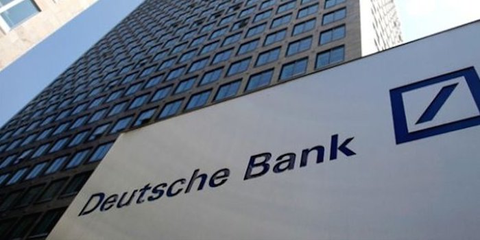 Deutsche Bank bosses to forego bonuses after third annual loss