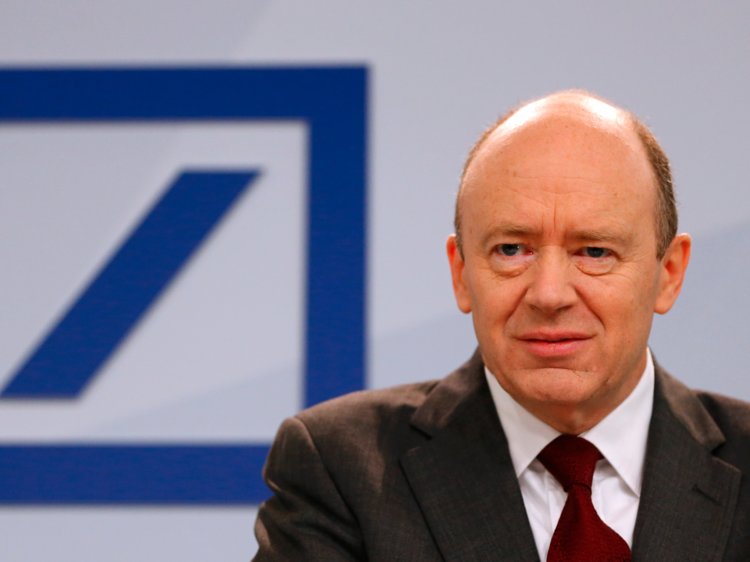 Deutsche Bank Will Review CEO’s Future at Meeting Sunday