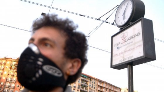 Coronavirus, in Italia oltre 20mila malati, ma 369 guariti in più di ieri. In Lombardia 252 morti Coronavirus, in Italia oltre 20mila malati, ma 369 guariti in più di ieri. In Lombardia 252 morti