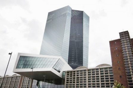 Crisi Coronavirus, BCE a sostegno dell’economia Crisi Coronavirus, BCE a sostegno dell’economia