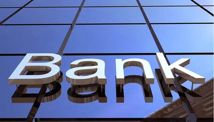 Banche: attenzione agli SMS, possono svuotarvi il conto corrente