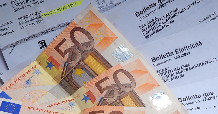 Dividendi banche: Bce pronta a togliere divieto a inizio 2021, azionisti Intesa Sanpaolo pregustano doppia razione cedole Dividendi banche: Bce pronta a togliere divieto a inizio 2021, azionisti Intesa Sanpaolo pregustano doppia razione cedole