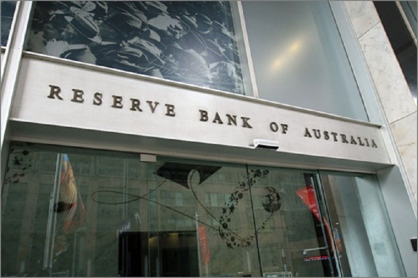 Australia: banca centrale RBA lascia tassi invariati allo 0,25%, estende finanziamenti a banche