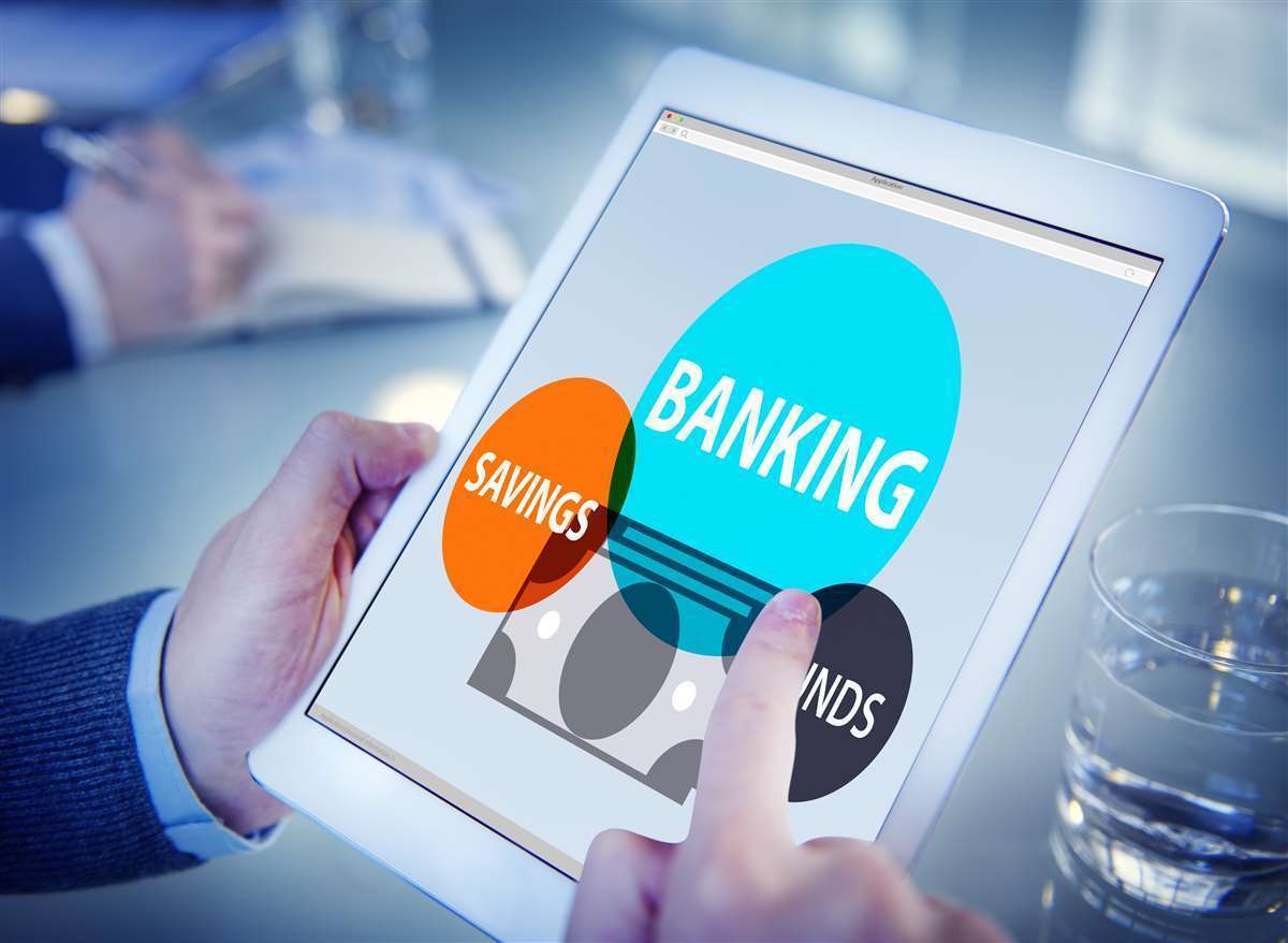 Le iniziative delle banche per rendere più fruibili i canali fisici e digitali