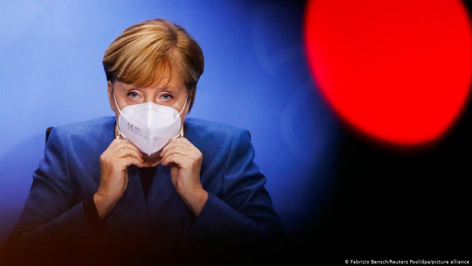 Coronavirus: Merkel promises to shore up German economy