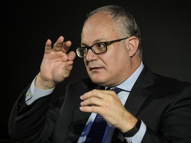 Ristori, Gualtieri: «Altre risorse per gli aiuti, in arrivo 1,4 miliardi in più» Ristori, Gualtieri: «Altre risorse per gli aiuti, in arrivo 1,4 miliardi in più»