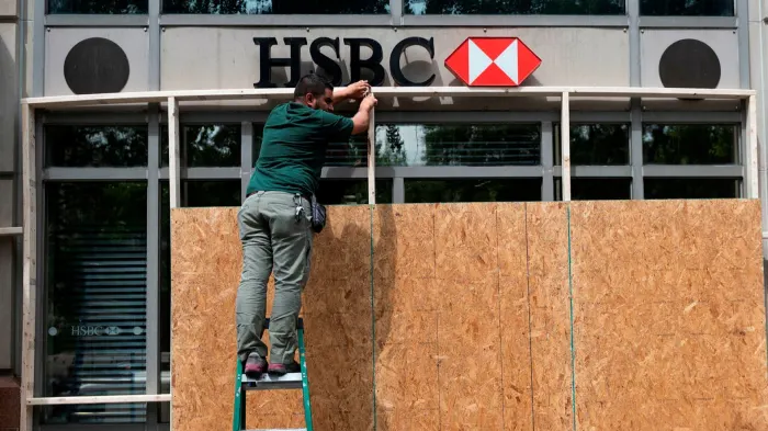 HSBC considers exit from US retail banking