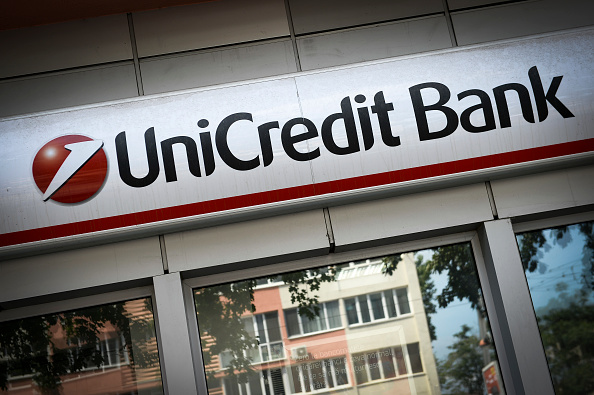 Mps tra aumento capitale, Bce e diktat M&A: le prossime scadenze. Per UniCredit focus dividendi e su obiettivo banca più italiana Mps tra aumento capitale, Bce e diktat M&A: le prossime scadenze. Per UniCredit focus dividendi e su obiettivo banca più italiana