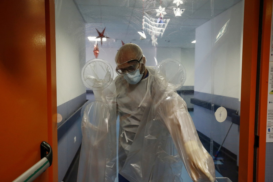 Covid, Italia nona al mondo e prima nell’Ue per vaccinati | Pfizer riduce le consegne: l’ira delle Regioni per i tagli Covid, Italia nona al mondo e prima nell’Ue per vaccinati | Pfizer riduce le consegne: l’ira delle Regioni per i tagli