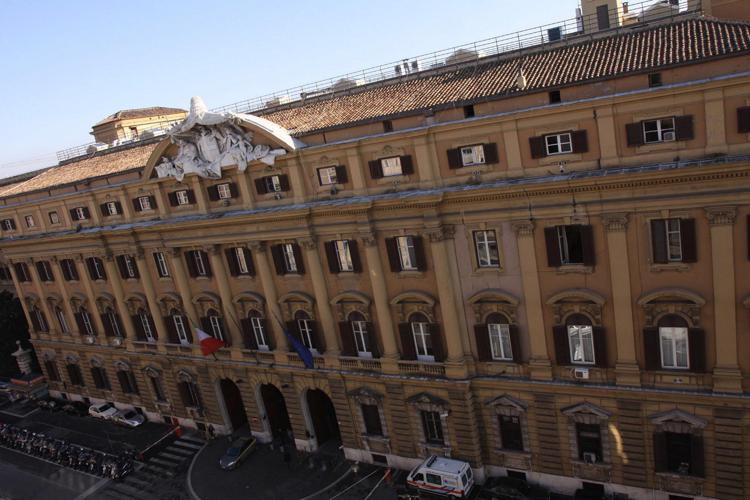 Recovery, nomine, liquidità: aprile rovente per il governo Recovery, nomine, liquidità: aprile rovente per il governo