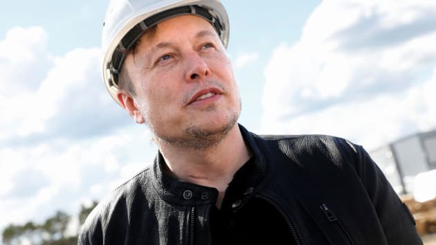 Tesla, Coinbase lead drop in crypto-related stocks as bitcoin plunges Tesla, Coinbase lead drop in crypto-related stocks as bitcoin plunges