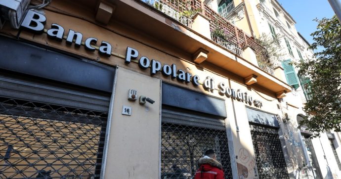 Banche popolari, il Consiglio di Stato conferma la legittimità della riforma del governo Renzi: rigettati i motivi di ricorso Banche popolari, il Consiglio di Stato conferma la legittimità della riforma del governo Renzi: rigettati i motivi di ricorso
