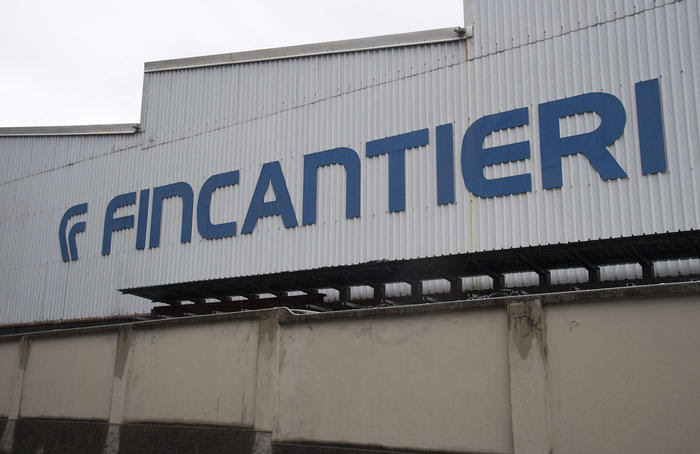 Fincantieri: stampa, pronta offerta per Oto Melara Fincantieri: stampa, pronta offerta per Oto Melara