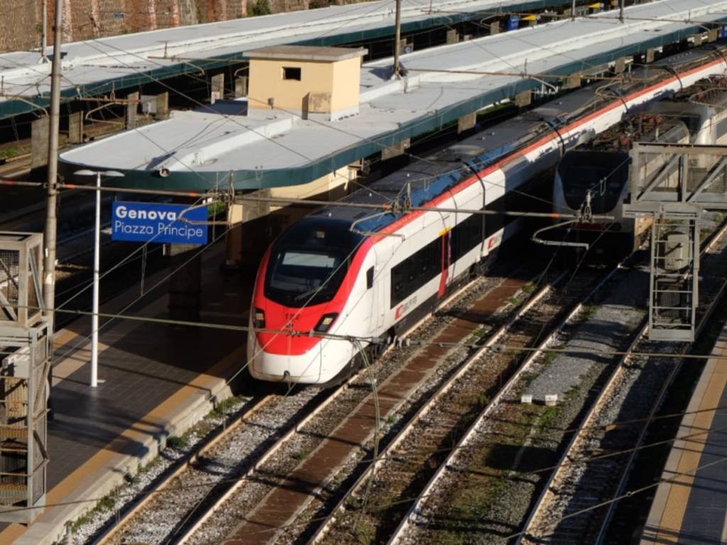 Trasporti, Trenitalia: in arrivo quattro nuovi Intercity per la Liguria