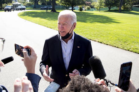 Biden, clima minaccia esistenziale, agire subito