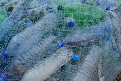Plastica, allarme WWF: costo destinato a raddoppiare Plastica, allarme WWF: costo destinato a raddoppiare