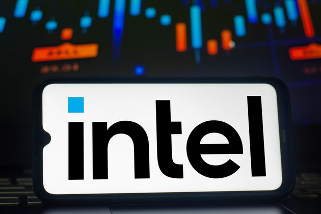 L’Italia corteggia Intel per fabbrica di chip, intesa “entro l’anno”