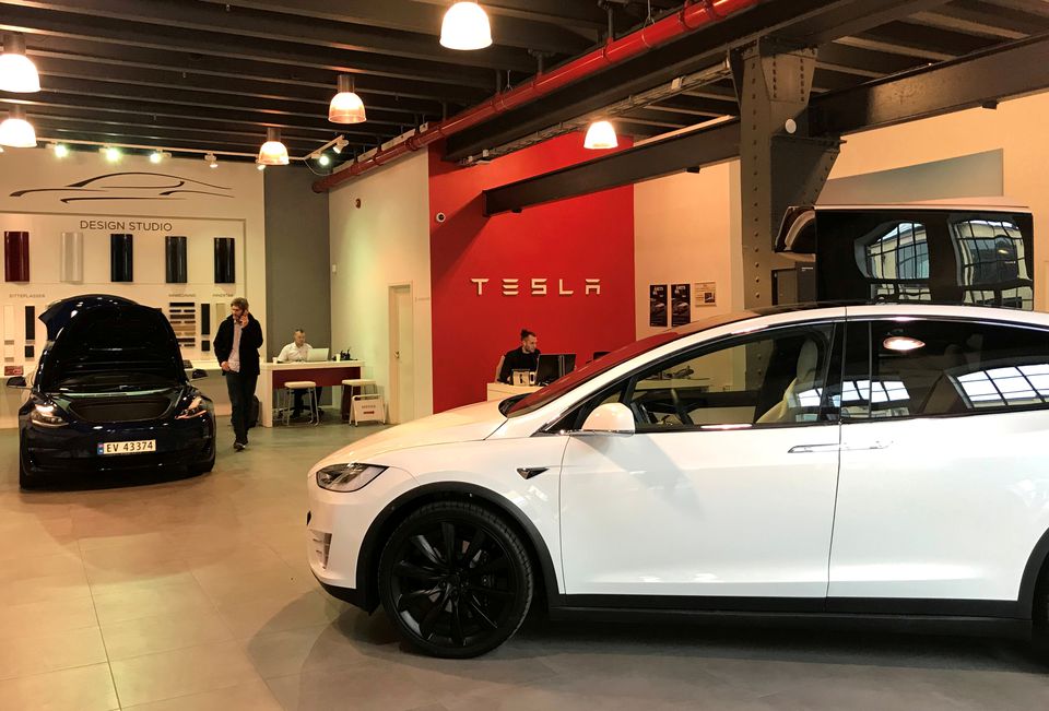 Tesla pushes Norway’s EV sales to new record