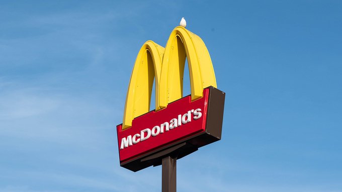 McDonald’s, alcune cannucce valgono una fortuna: vendute a prezzi da capogiro