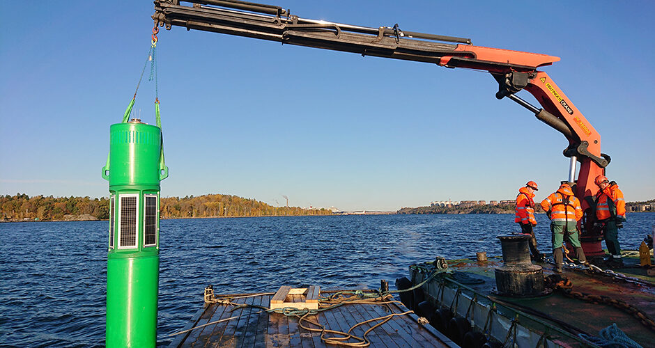 Il porto di Stoccolma sperimenta una boa innovativa che funziona a energia solare
