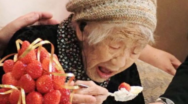 La donna più anziana al mondo spegne 119 candeline: è sopravvissuta a due Guerre mondiali e a un tumore La donna più anziana al mondo spegne 119 candeline: è sopravvissuta a due Guerre mondiali e a un tumore