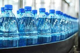 L’Italia regala 4 miliardi l’anno alle multinazionali dell’acqua L’Italia regala 4 miliardi l’anno alle multinazionali dell’acqua