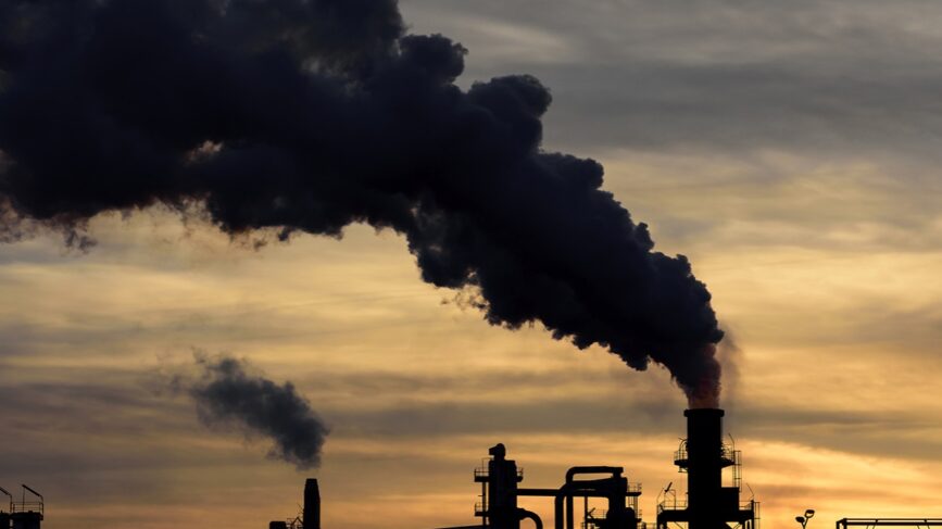 Quanto spendono i governi per sostenere le industrie inquinanti?