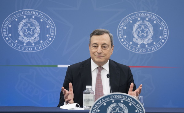 Draghi: ha provato a salvare la baracca ma a giugno il governo scoppierà