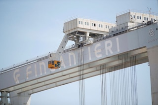 Fincantieri to expand defence business, M&A halted for now Fincantieri to expand defence business, M&A halted for now