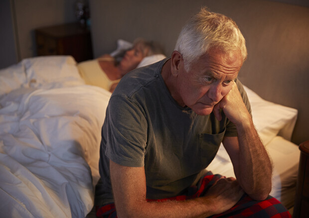 Da anziani si dorme meno, circuiti cervello si deteriorano