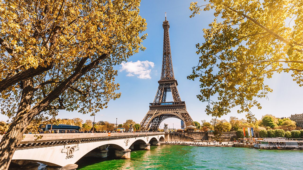 Come è stata costruita la Torre Eiffel? Storia e curiosità del momento più famoso di Parigi Come è stata costruita la Torre Eiffel? Storia e curiosità del momento più famoso di Parigi