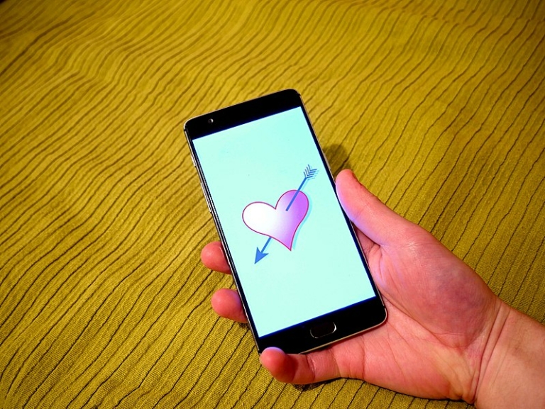 Dating online e protezione dei dati: l’informativa del Garante della Privacy Dating online e protezione dei dati: l’informativa del Garante della Privacy
