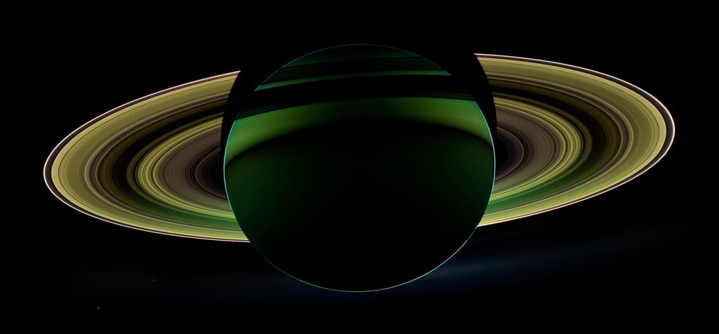 Il lungo addio agli anelli di Saturno Il lungo addio agli anelli di Saturno