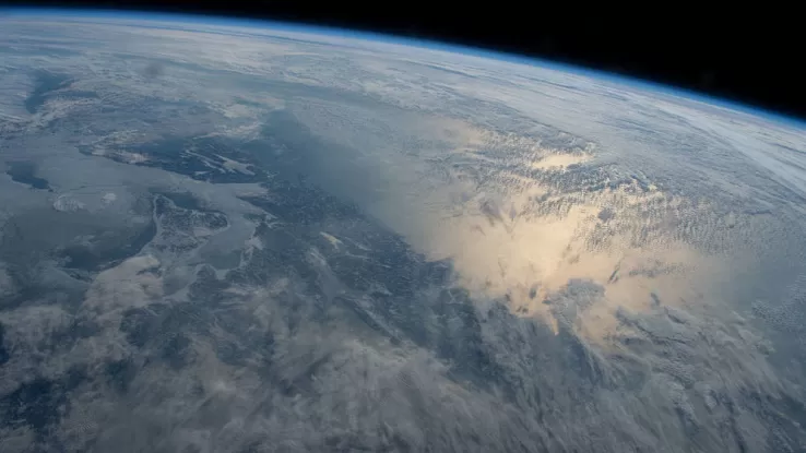 Fuga di elio dalla Terra: nuova teoria sulla formazione del pianeta Fuga di elio dalla Terra: nuova teoria sulla formazione del pianeta